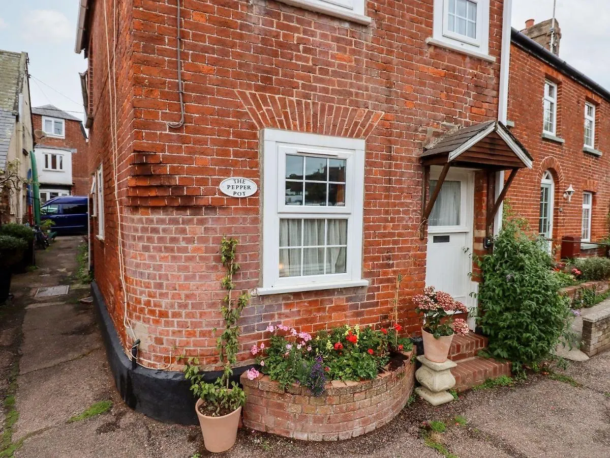 Holiday home The Pepper Pot Villa Lympstone