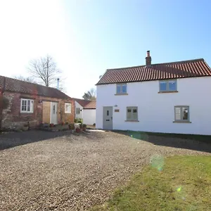 https://blacksmiths-cottages.yorkshirehotels.net